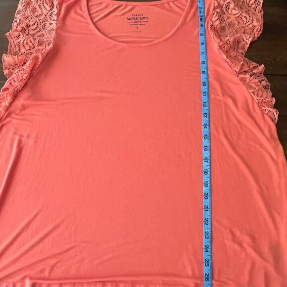 TORRID SUPER SOFT KNITS WOMENS GEORGETTE LACE BUTTERFLY SLEEVE CORAL BLOUSE SIZE - Picture 10 of 11